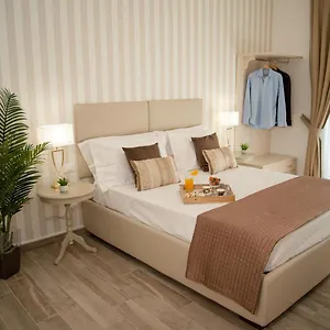 https://porta-aragonese-luxury-rooms.sicilyhotelsitaly.net